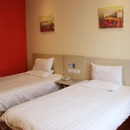 Hanting Express Dalian Xinghai Park Rom bilde